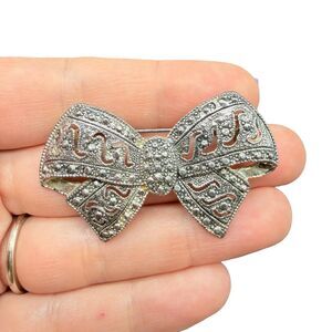 Vintage Jewelry Silver Tone  Ribbon Marcasite Bow Brooch Pin